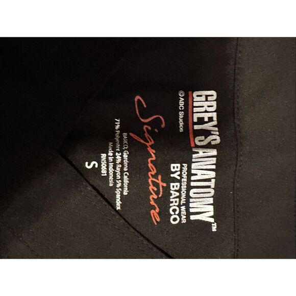 Women’s Grey’s Anatomy Black Women's V-Neck Scrub Top and Pants Size Small - Picture 8 of 16